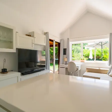 Feriehus Cozy House With Private Jacuzzi *